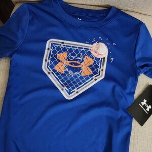Boys under Armour baseball shirt size 4 NWT
